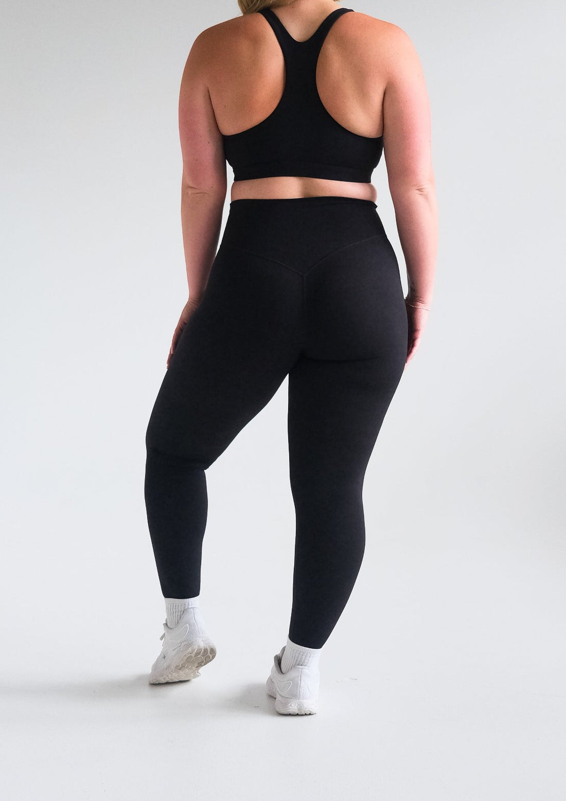 Flourish Crossover Legging - Midnight