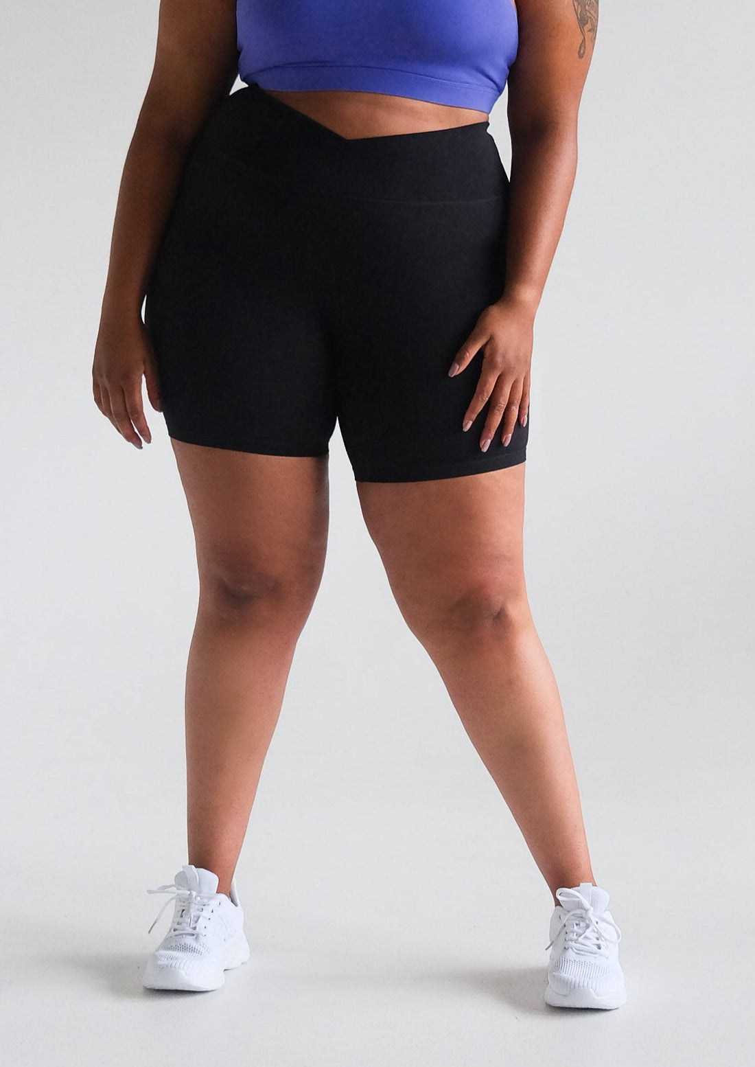 Flourish Crossover Short 6" - Midnight