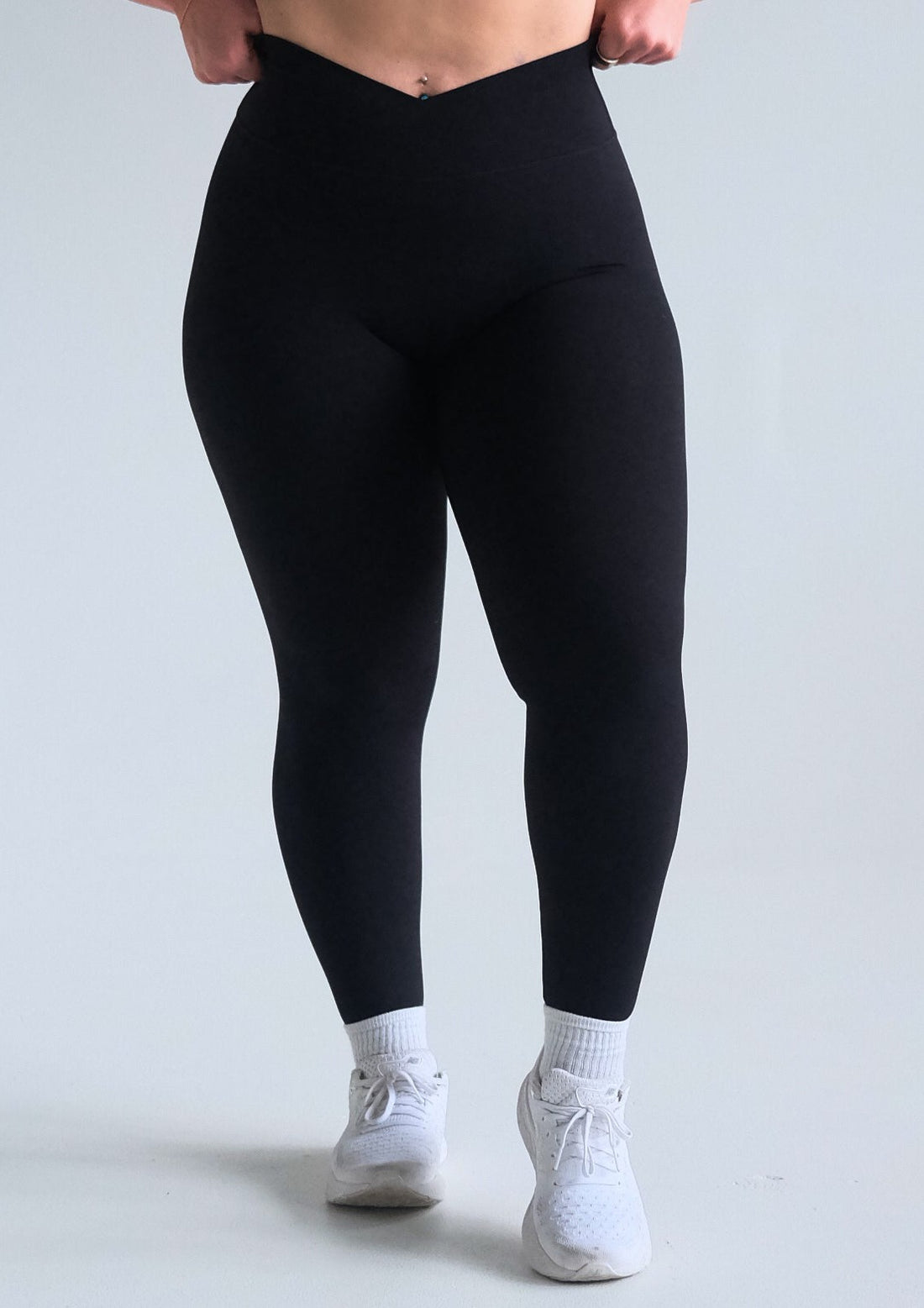 Flourish Crossover Legging - Midnight