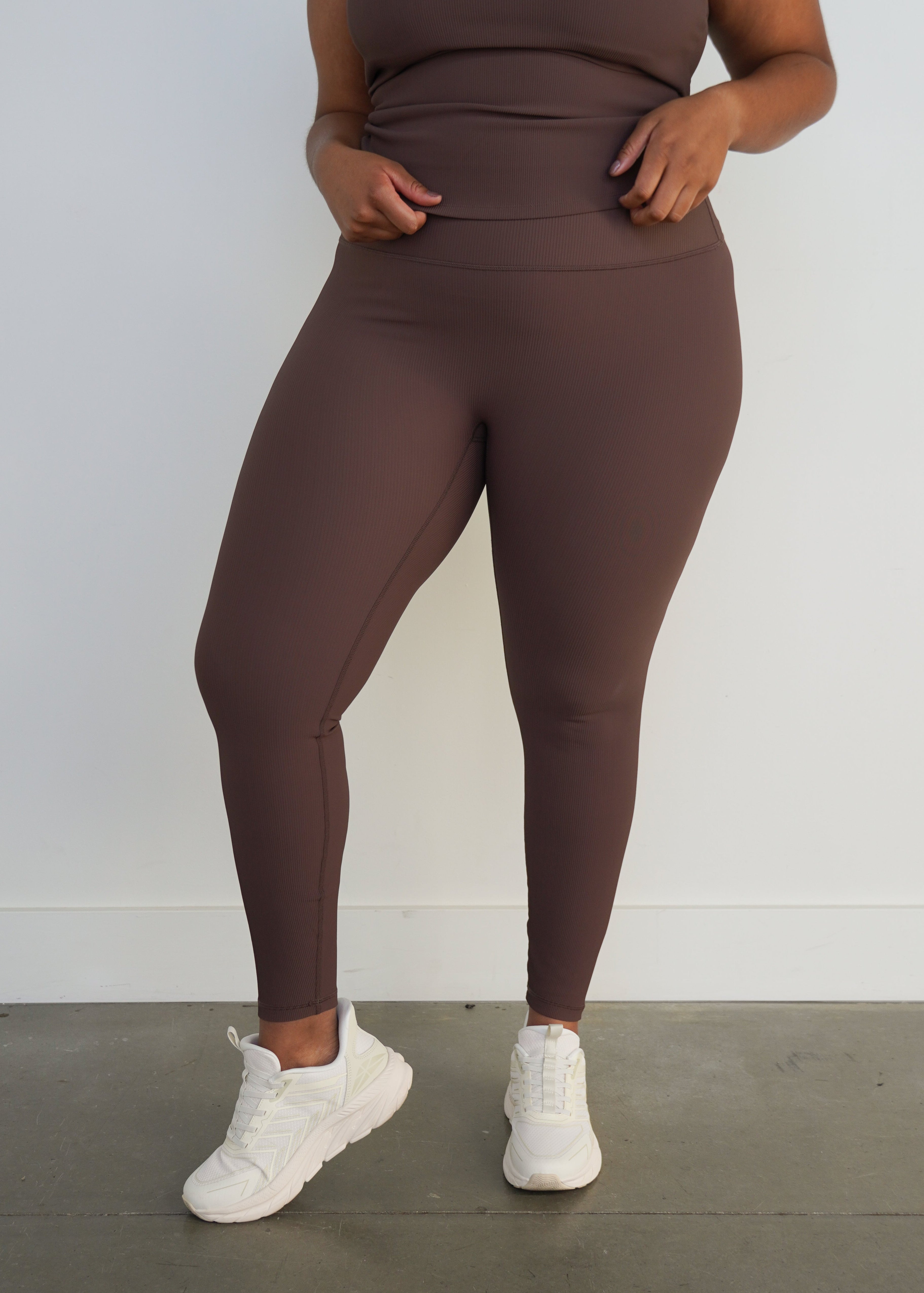 Tranquility Legging - Espresso – TSLCollection