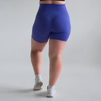 Flourish Crossover Short 6" - Iris