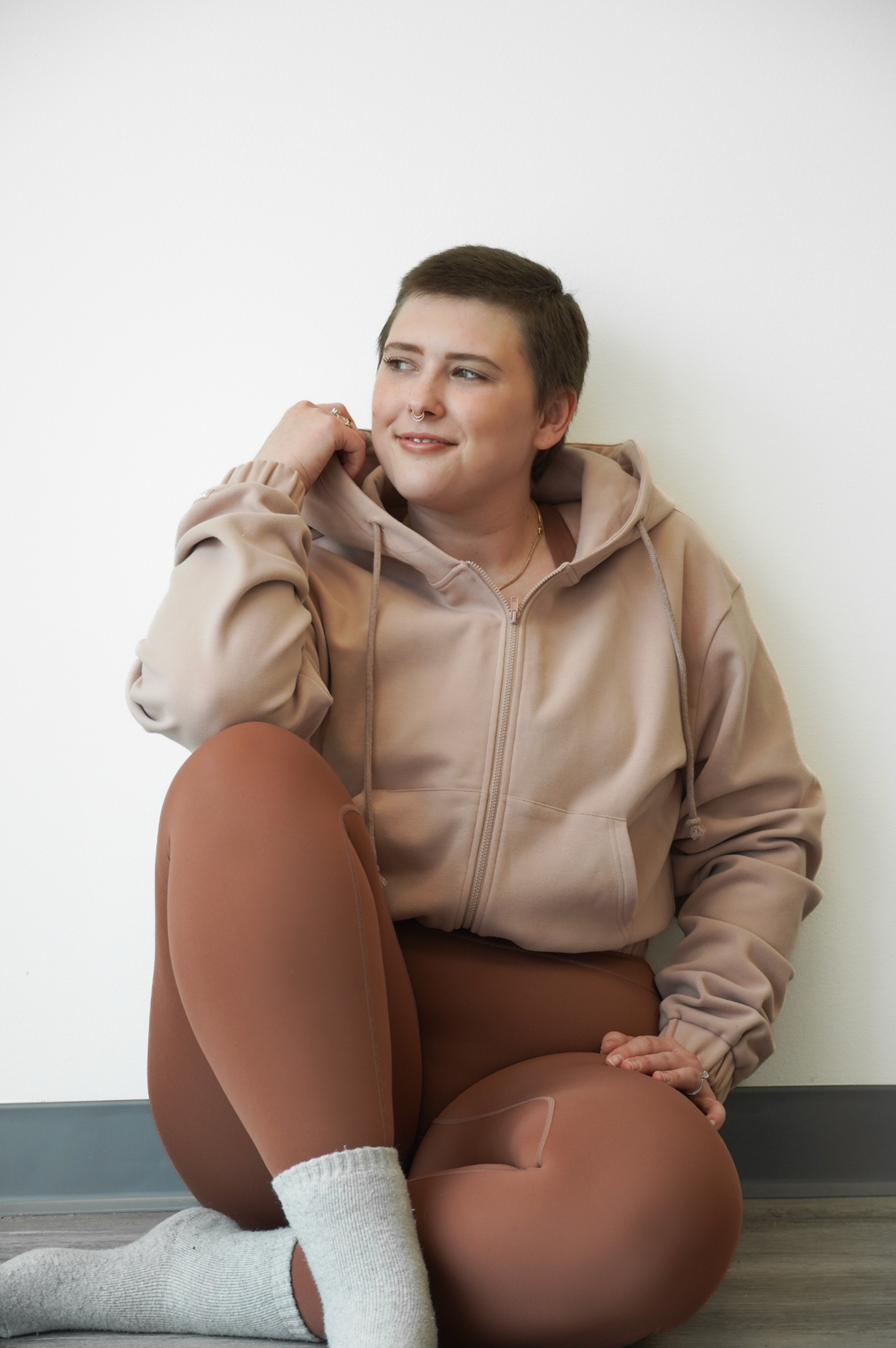 Nova Crop Zip - Latte